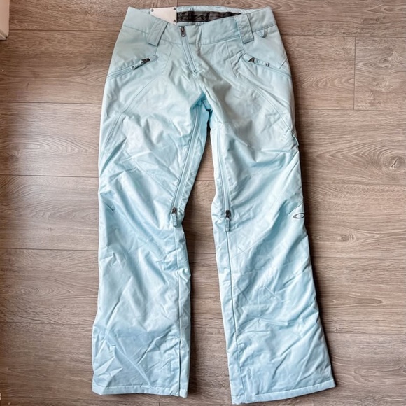 Oakley Women's "Resilient" Snow/Ski Pants, NWT - Picture 3 of 6